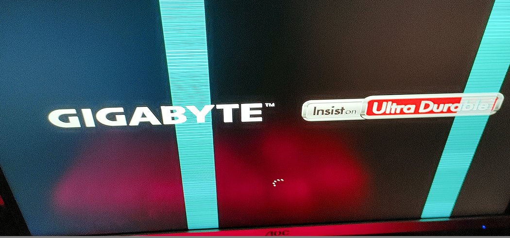 救救孩子吧，win10系统110版本更新后电脑白屏了4