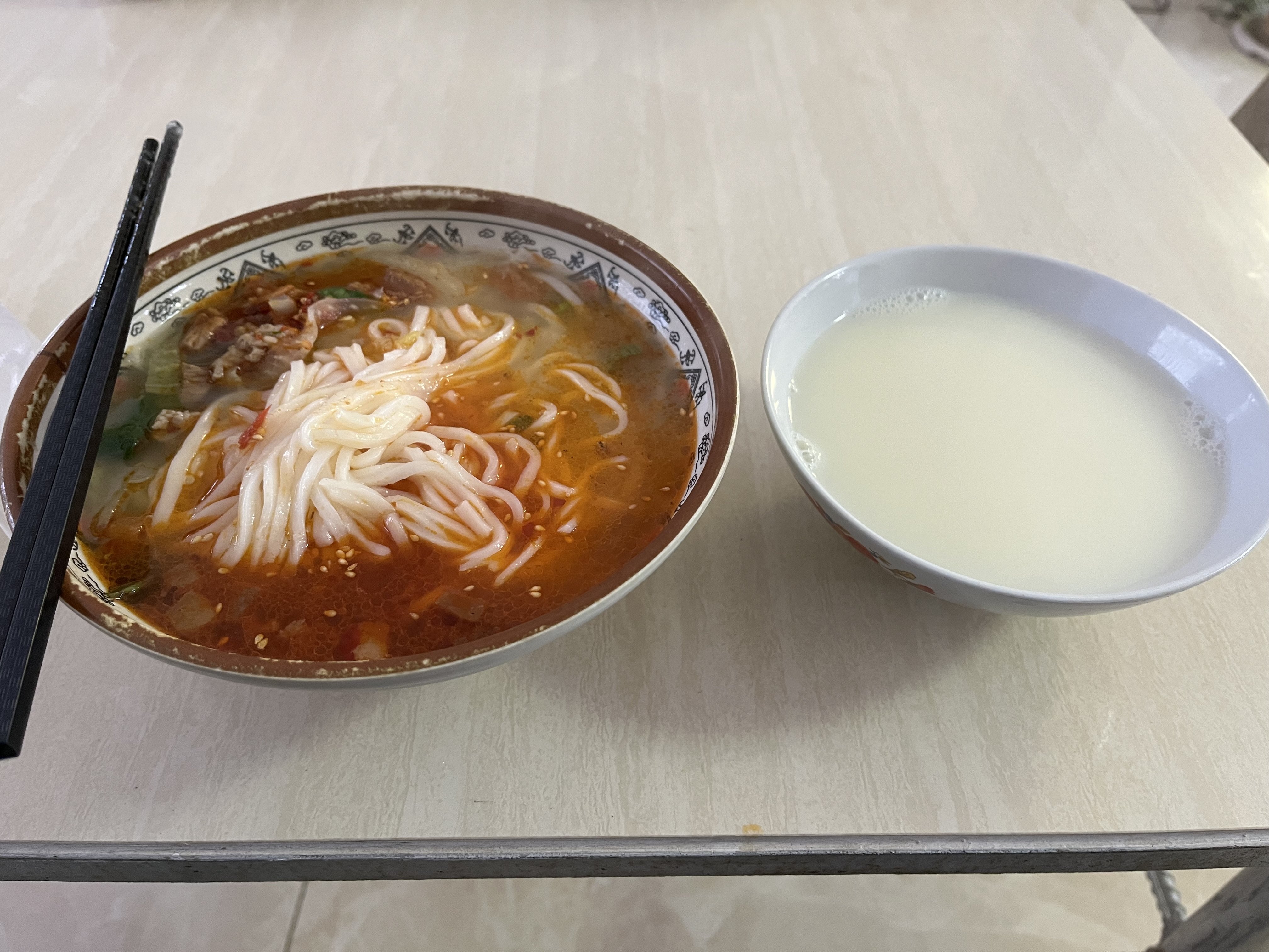 【每日糖话】分享一下在云南吃到的各种美食——回复接龙来吃糖3