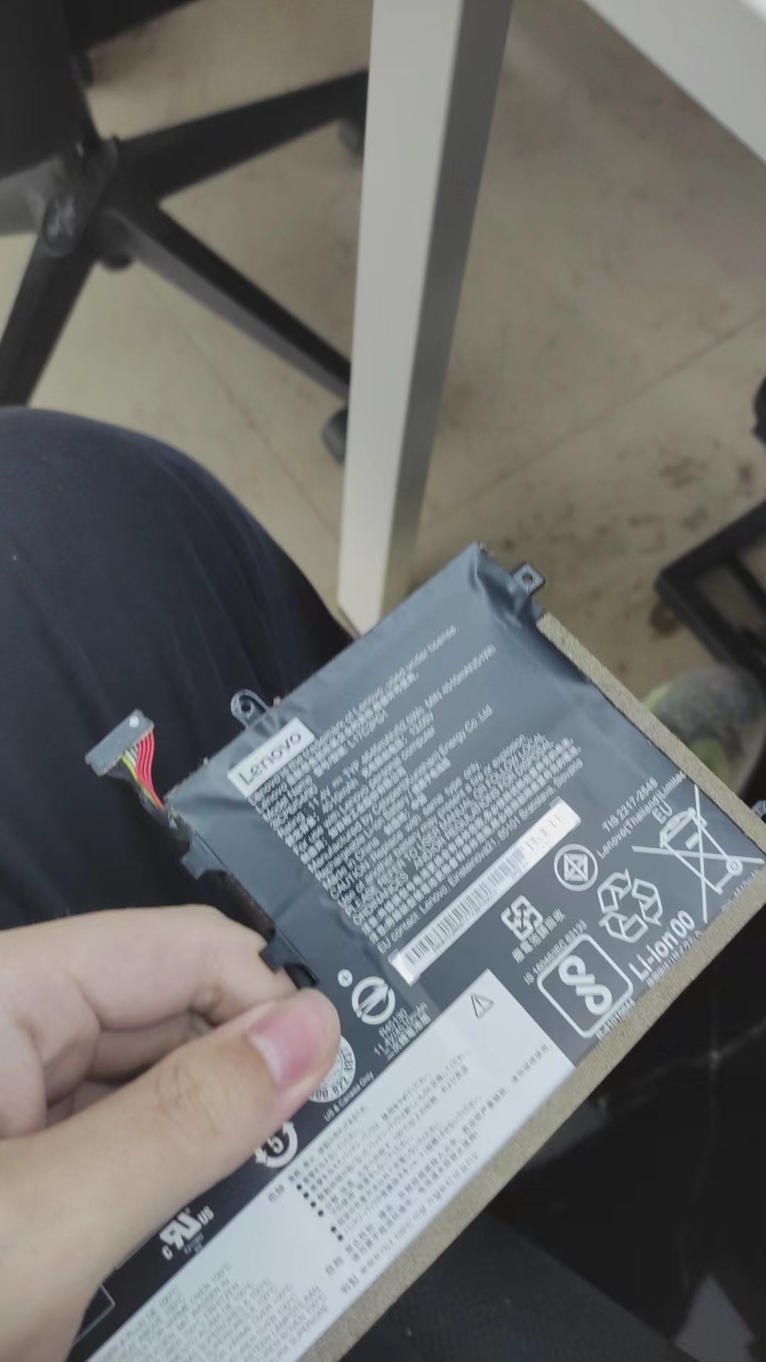 展示一下三年没清灰的笔记本和鼓包电池4