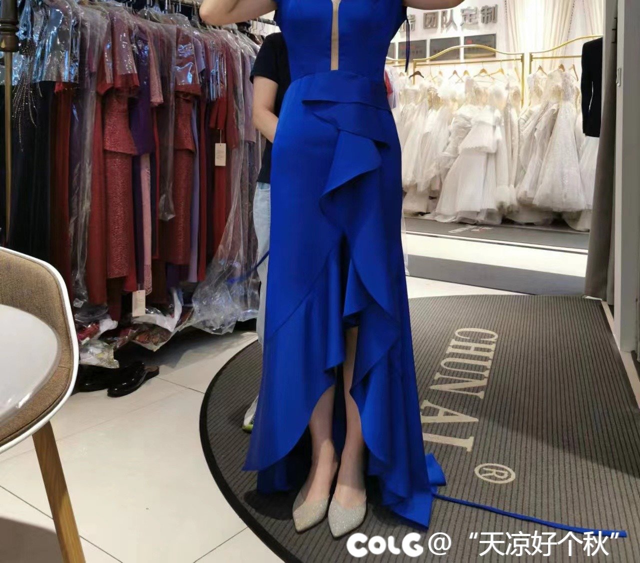 项目上搞了个“乡村大舞台”给建筑工人兄弟姐妹送表演1