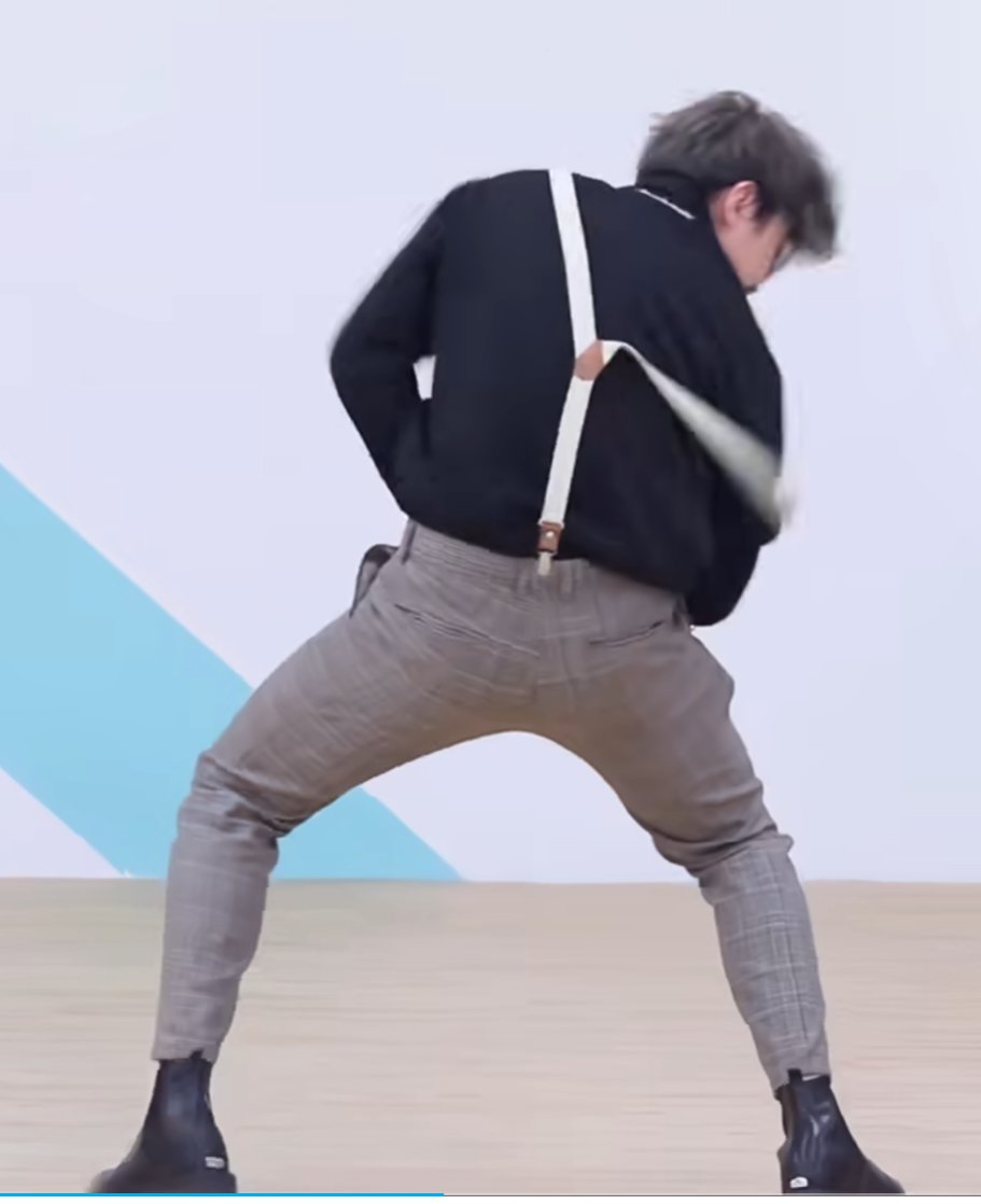 我看了下手游白手的动作，发现·····1