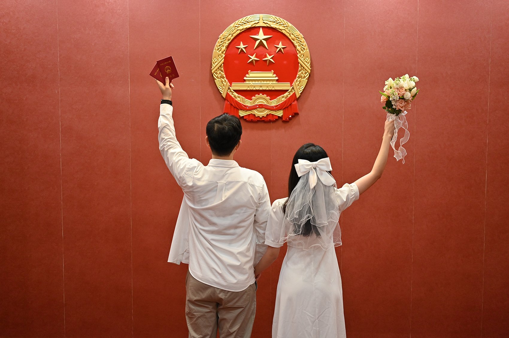 武汉大学：学生夫妻可合宿！1