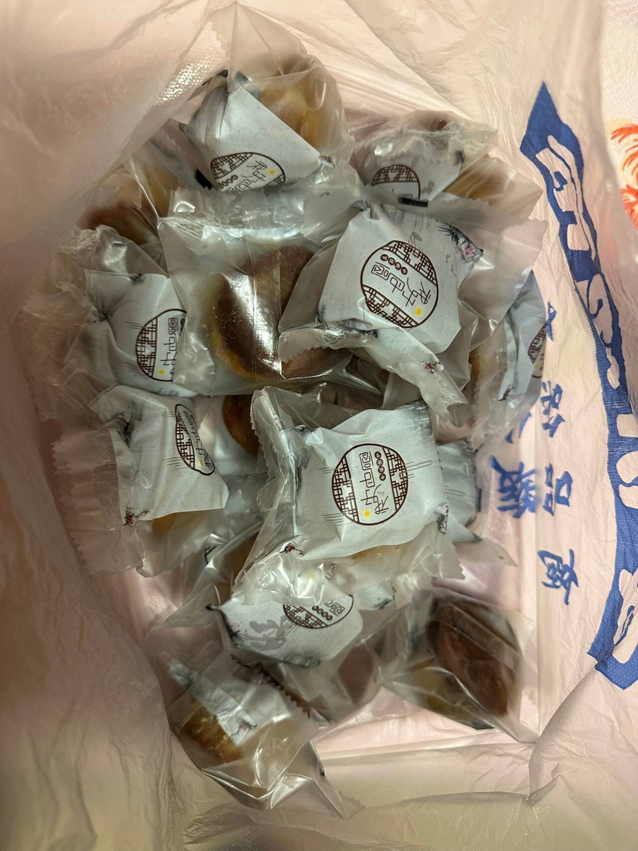 COLG的一个好妹妹送来的月饼又到辣1