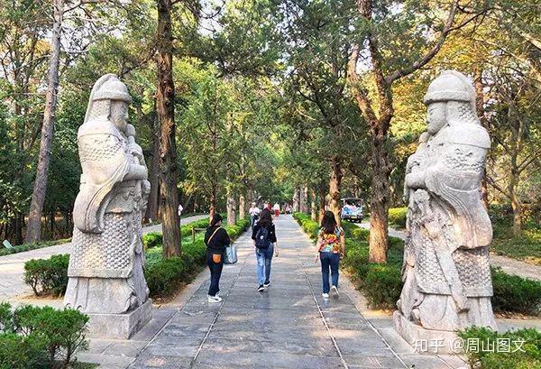 知乎上看到的老照片对比，还挺有感触的4