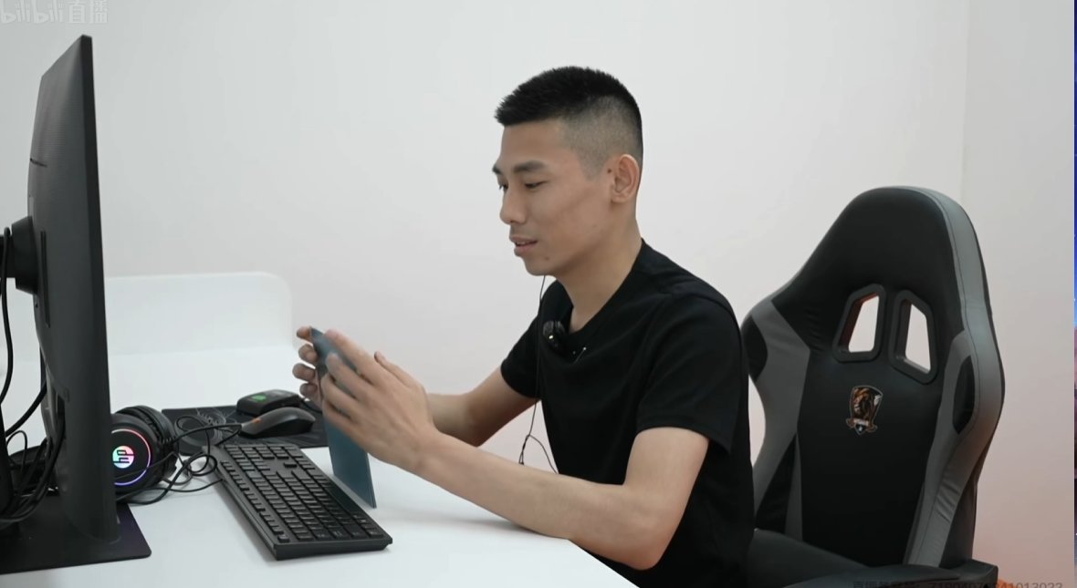 【DNF嘉年华】神秘嘉宾降临会场/ F1天王赛火热开打!DNF线下嘉年华图文直播(口令码抽QB57