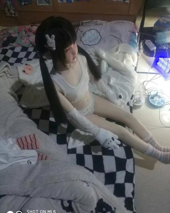 花了4000买了一个娃娃当老婆，正常吗？？？（搬）1