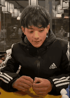 还是把奶妈身上唯一一个SS耳环给换上了2