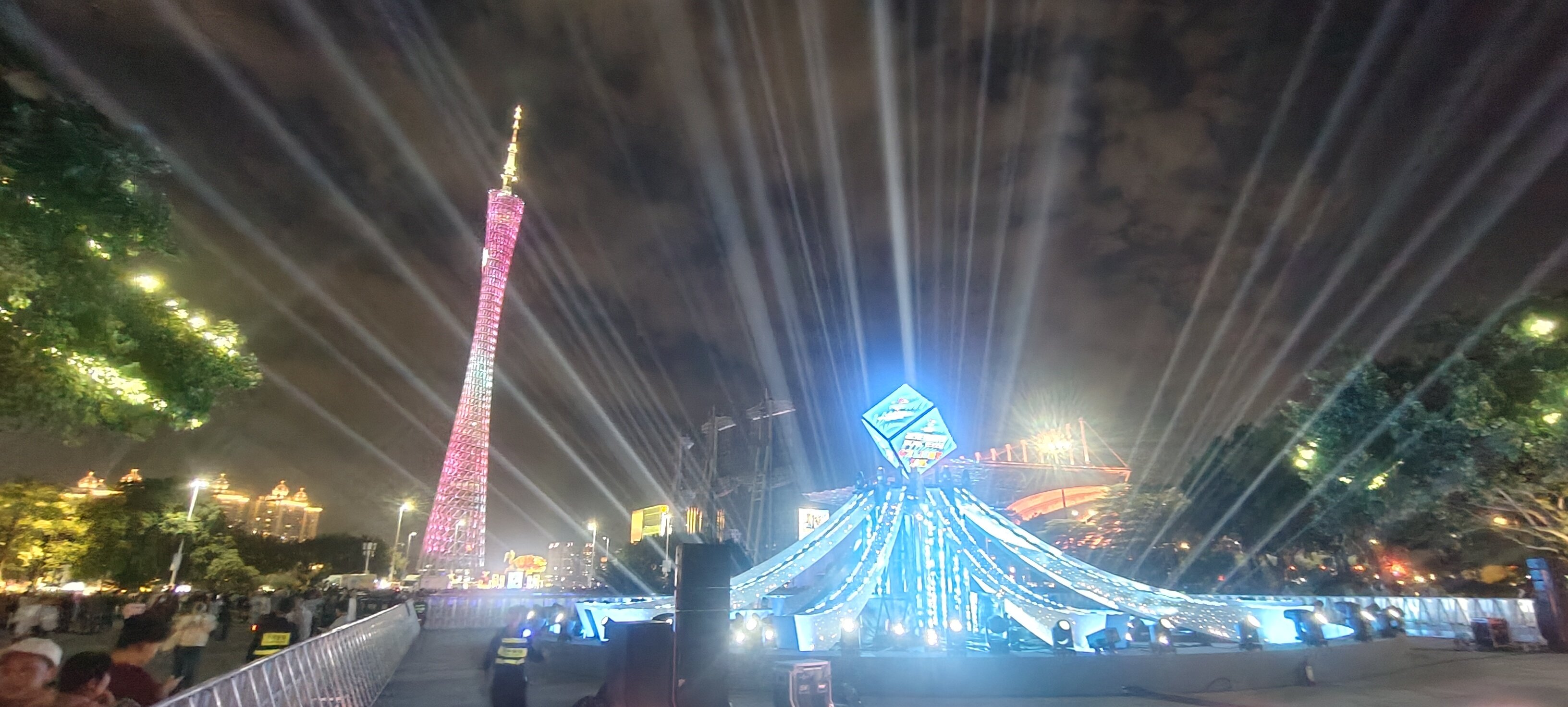 今年灯光节感觉不咋滴1