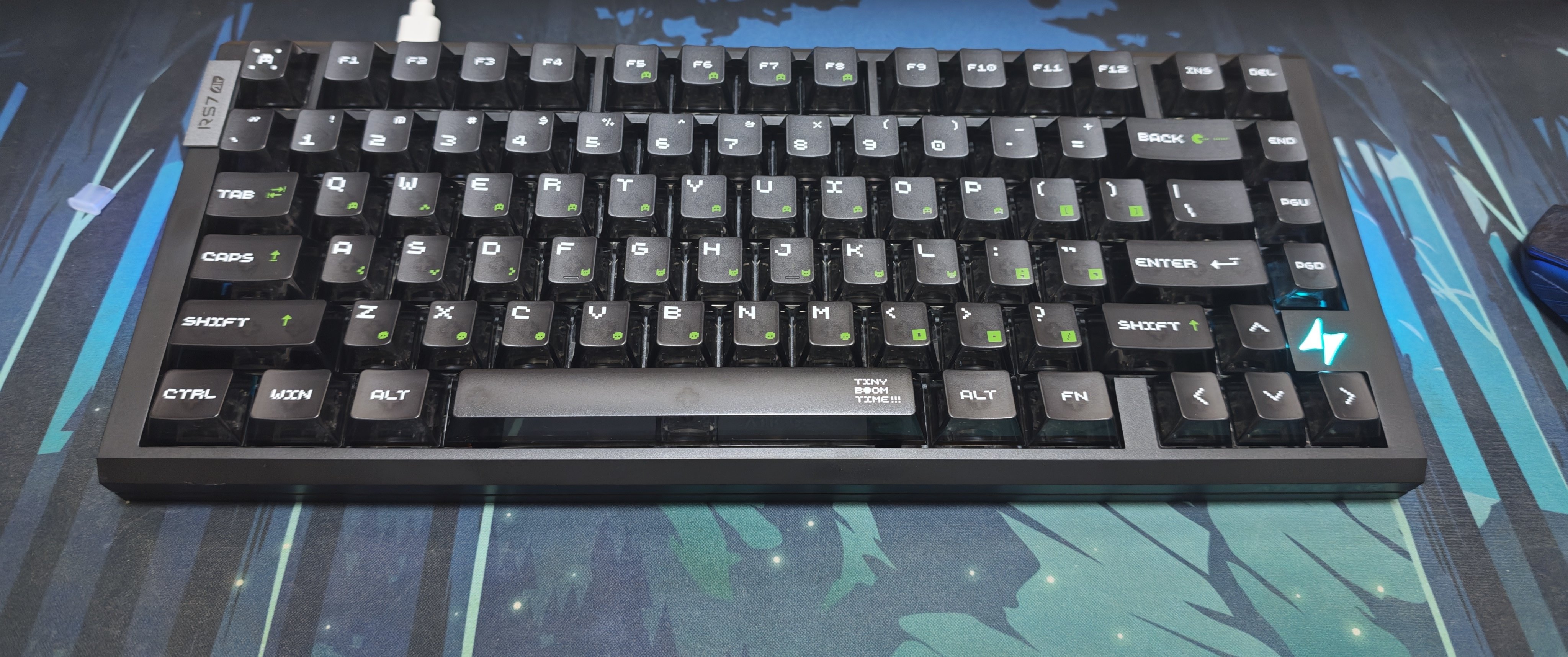 过年还是给自己买了一把磁轴键盘2